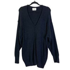 ARITZIA WILFRED FREE Sweater Black Medium Super Soft Very Oversized‎ Cozy